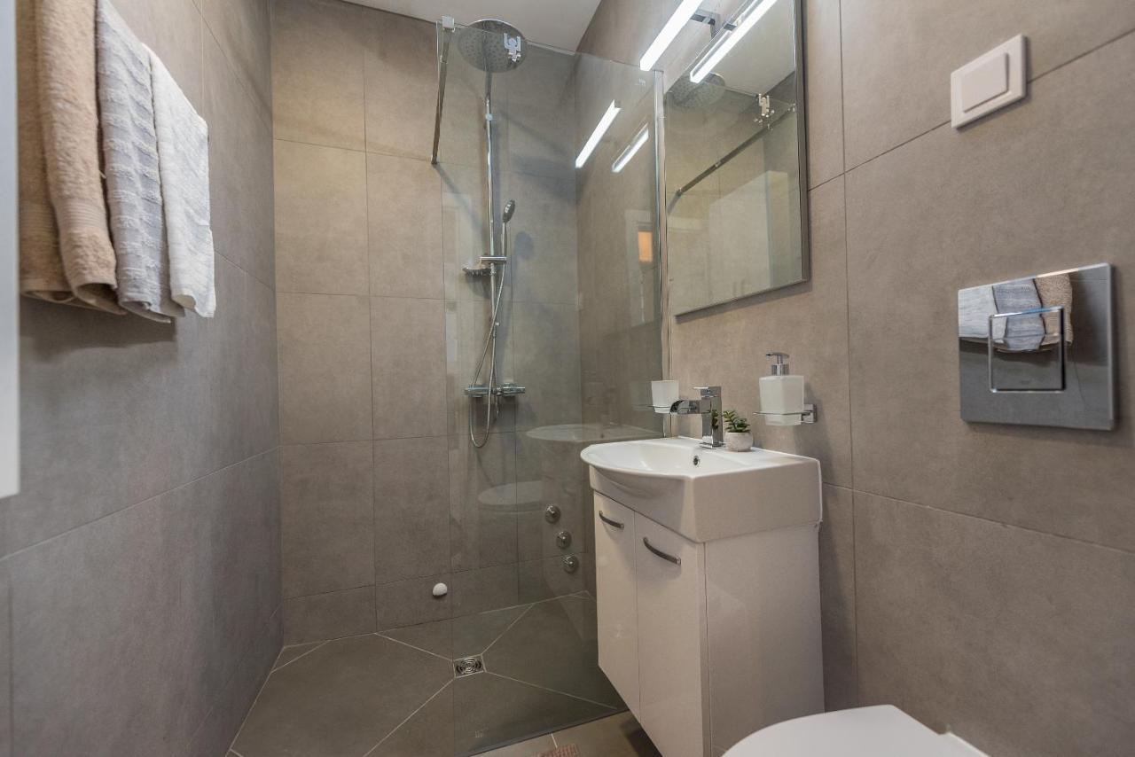 Apartmani Maris Makarska Exteriör bild